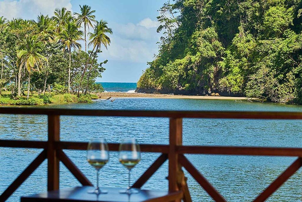 Terrasse der Casa Oceanview mit Blick zur Karibik